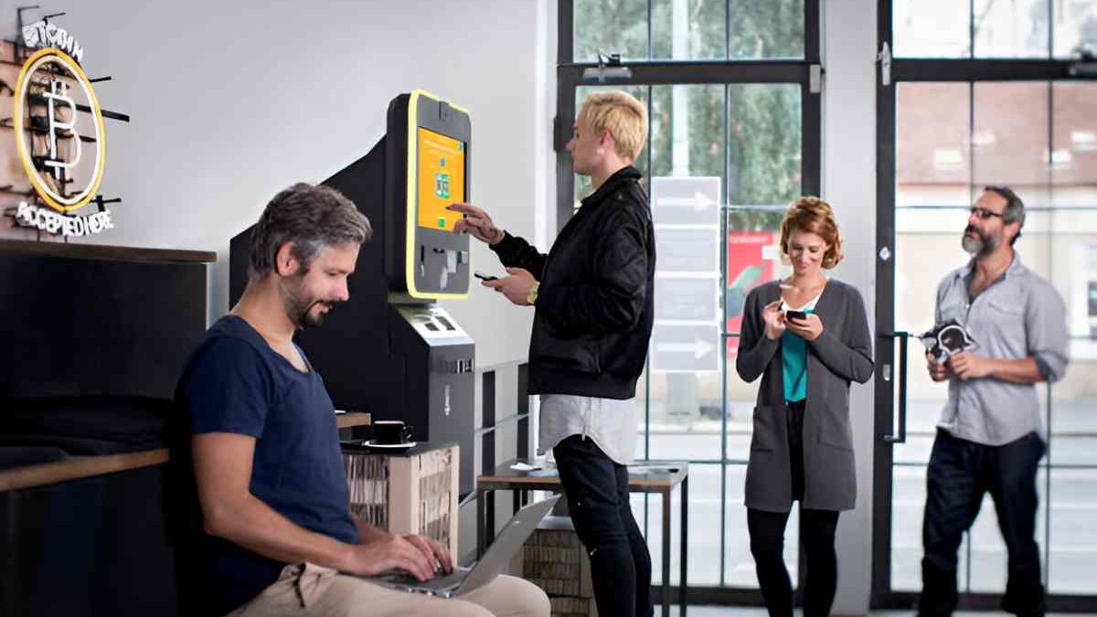 Bitcoin ATM for Beginners: Your First Step to Cashing Out Crypto